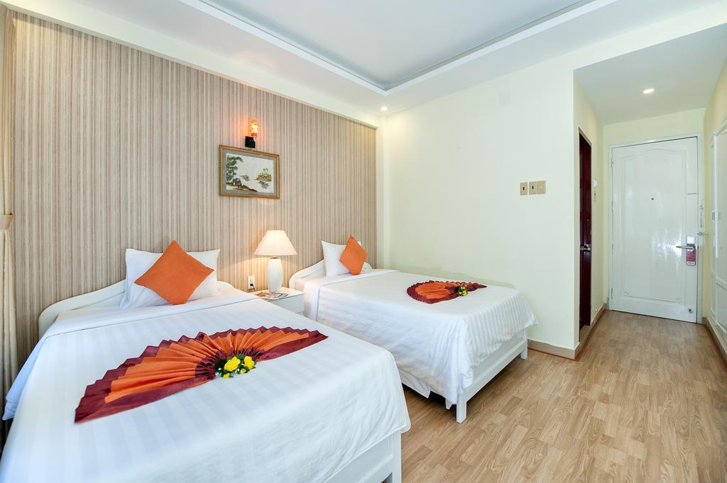 Paris Gold Hotel Хошимин Экстерьер фото